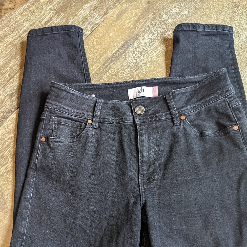 cabi jeans solid Black Lightly distressed Denim Black Jeans Cinch Skinny Size 10
